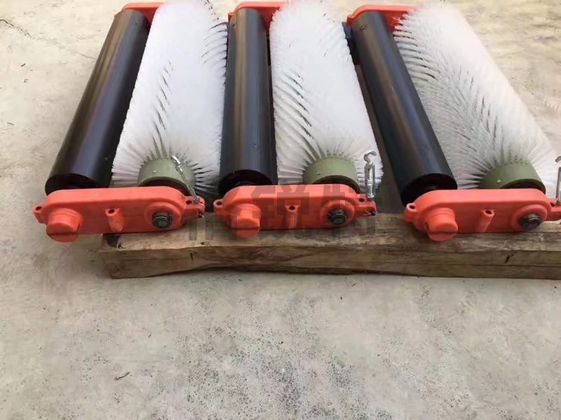 無動(dòng)力滾刷清掃器 無動(dòng)力滾刷清掃器